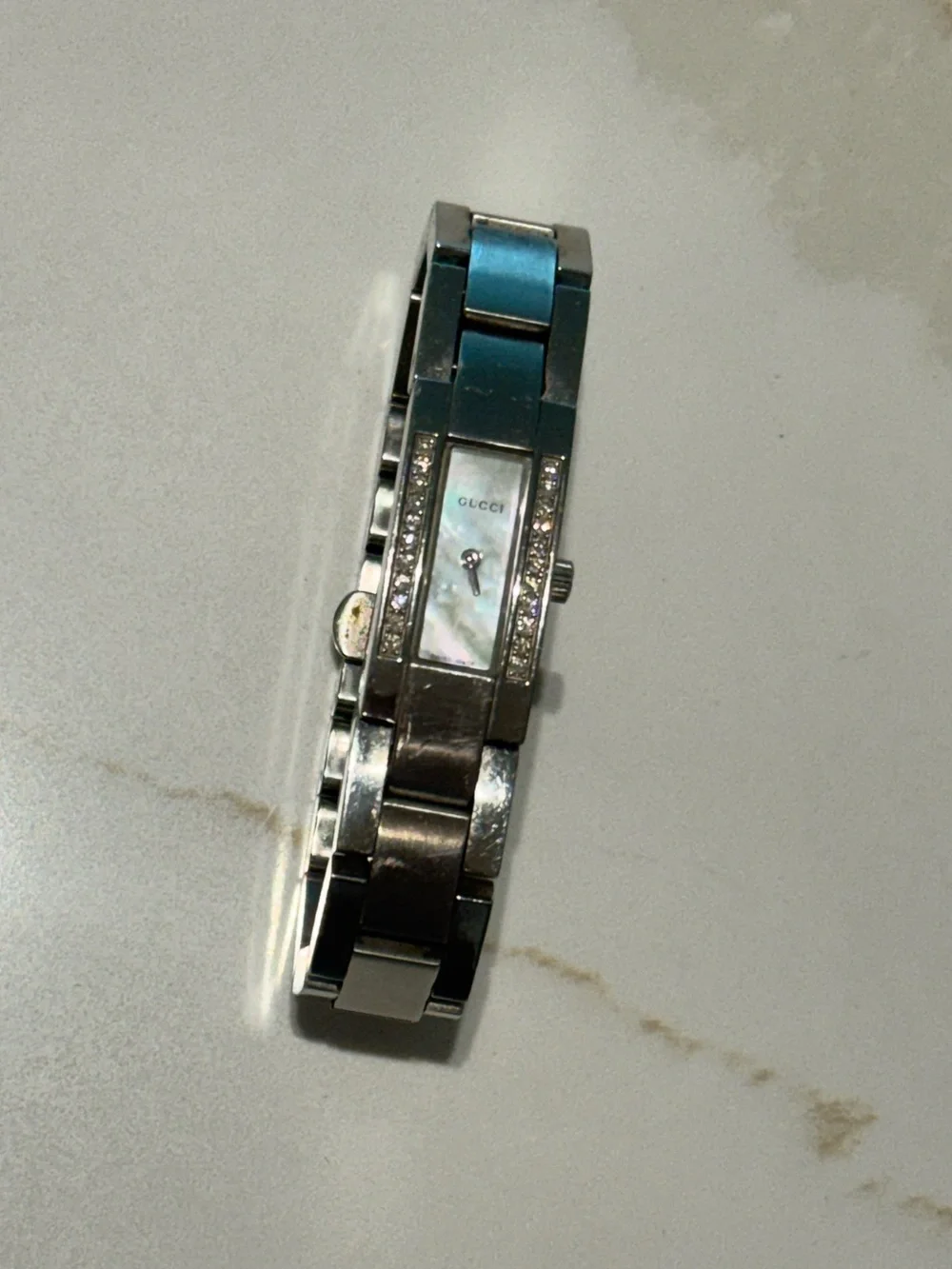 Gucci Vintage Silver Tone Women’s Bracelet Watch with Crystal Accents